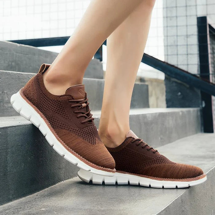 AIR WALKER Knitted Sneakers