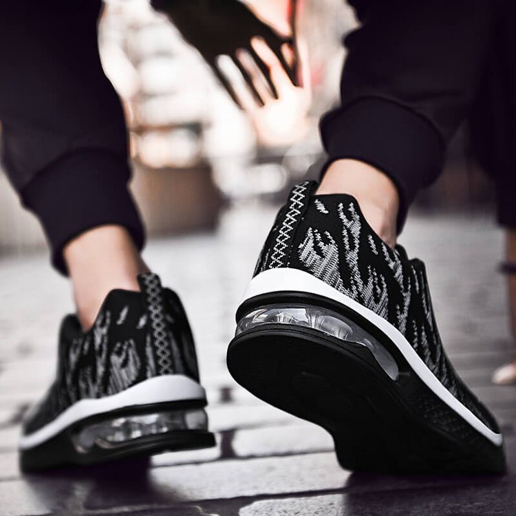 Men's Lightweight Athletic Running Shoes